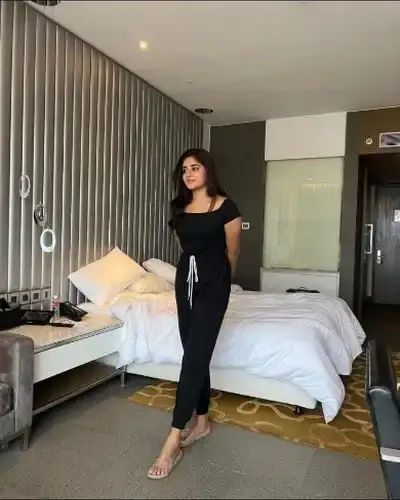 Call Girls Service in Jk Gram